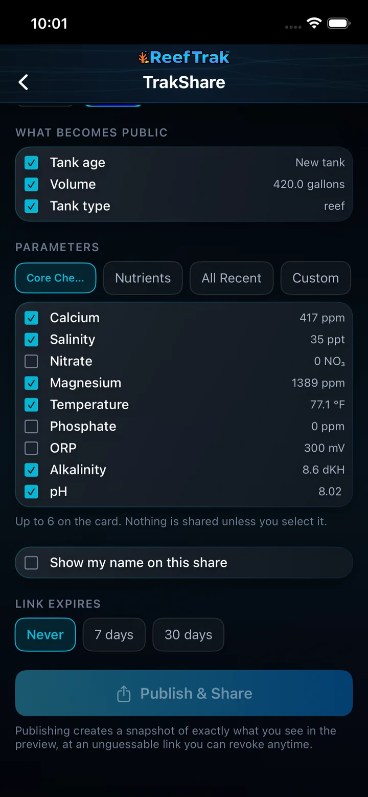 TrakShare on iPhone showing selected parameters, name visibility, link expiry, and the Publish and Share button